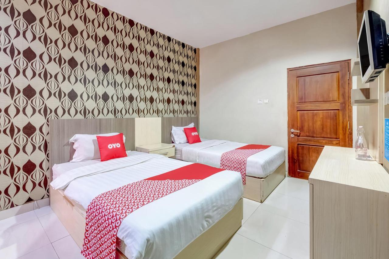 Hotel Oyo Flagship 3726 Tembok Batu Residence
